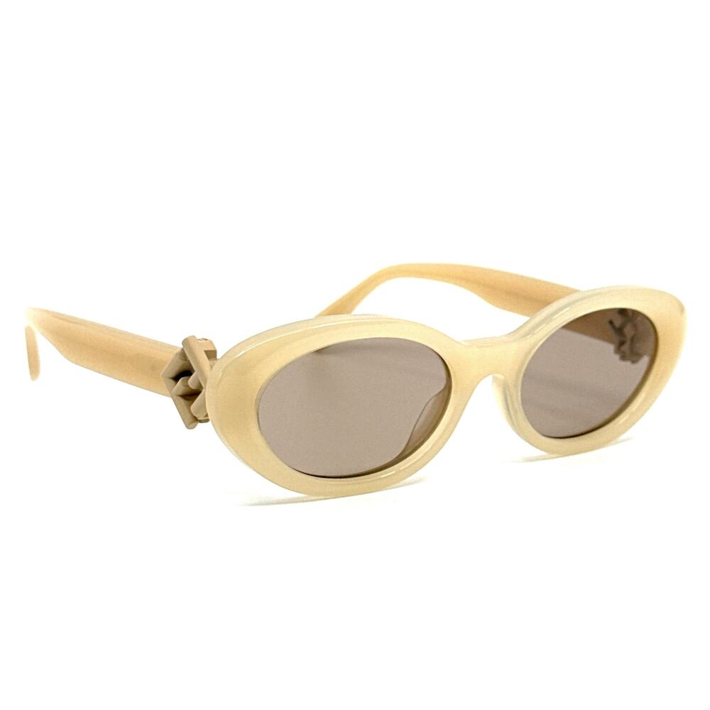 New, FENDI Sunglasses FE40140U 57E  Authentic